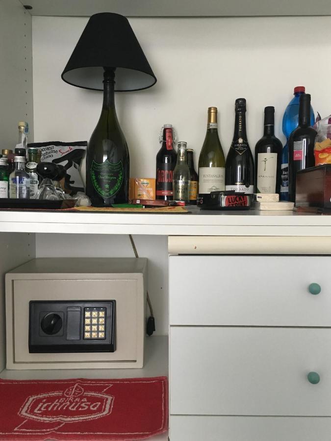 Extravaganza Apartment Cagliari Zewnętrze zdjęcie